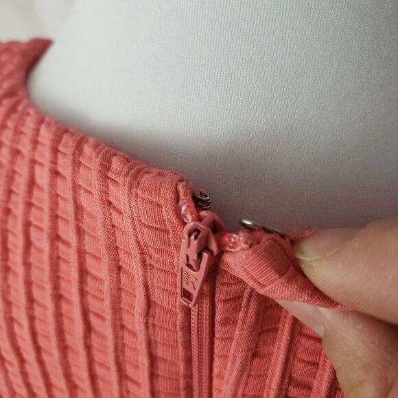 asos sleeveless peach dress 10 - Picture 5 of 6